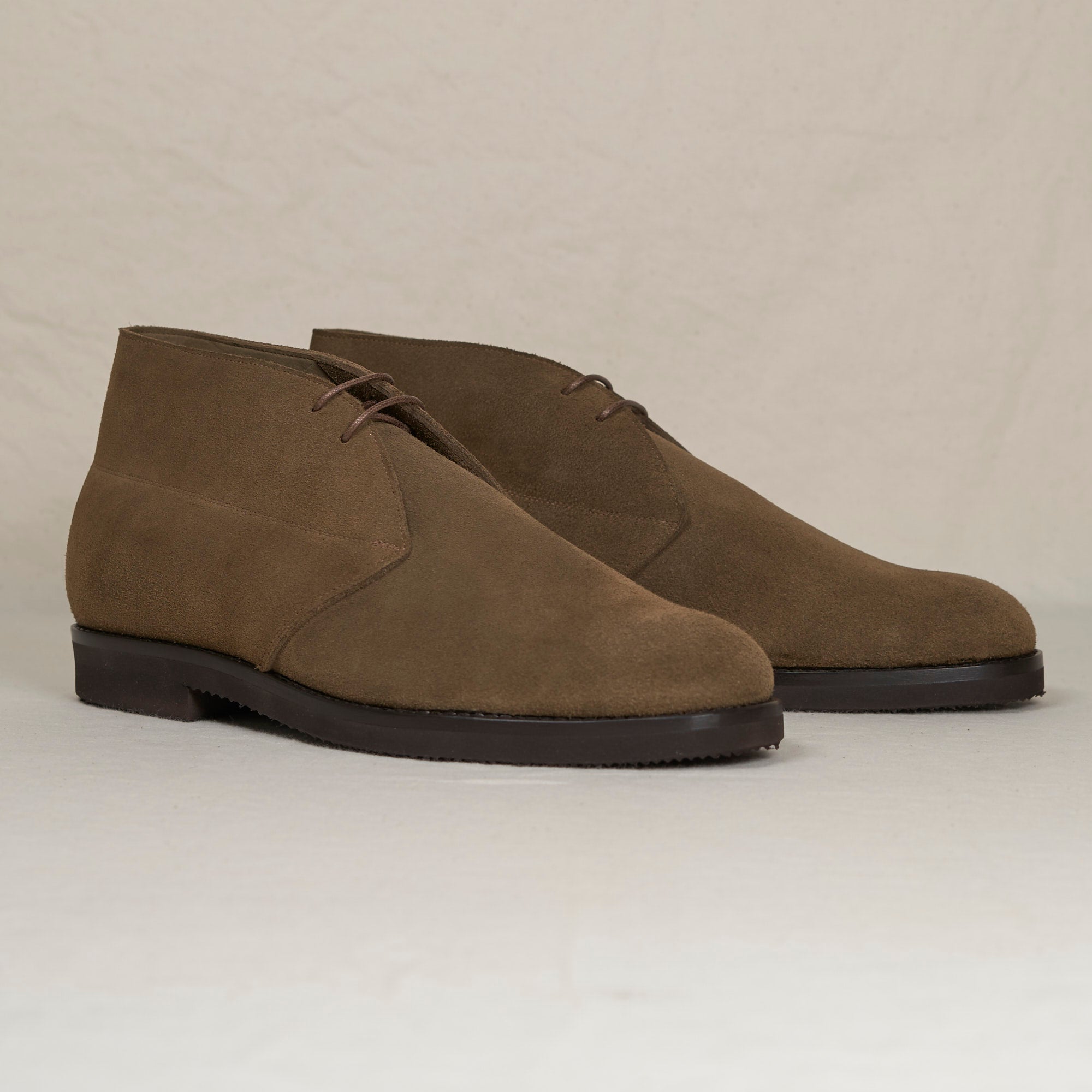Voyager - Antelope Suede