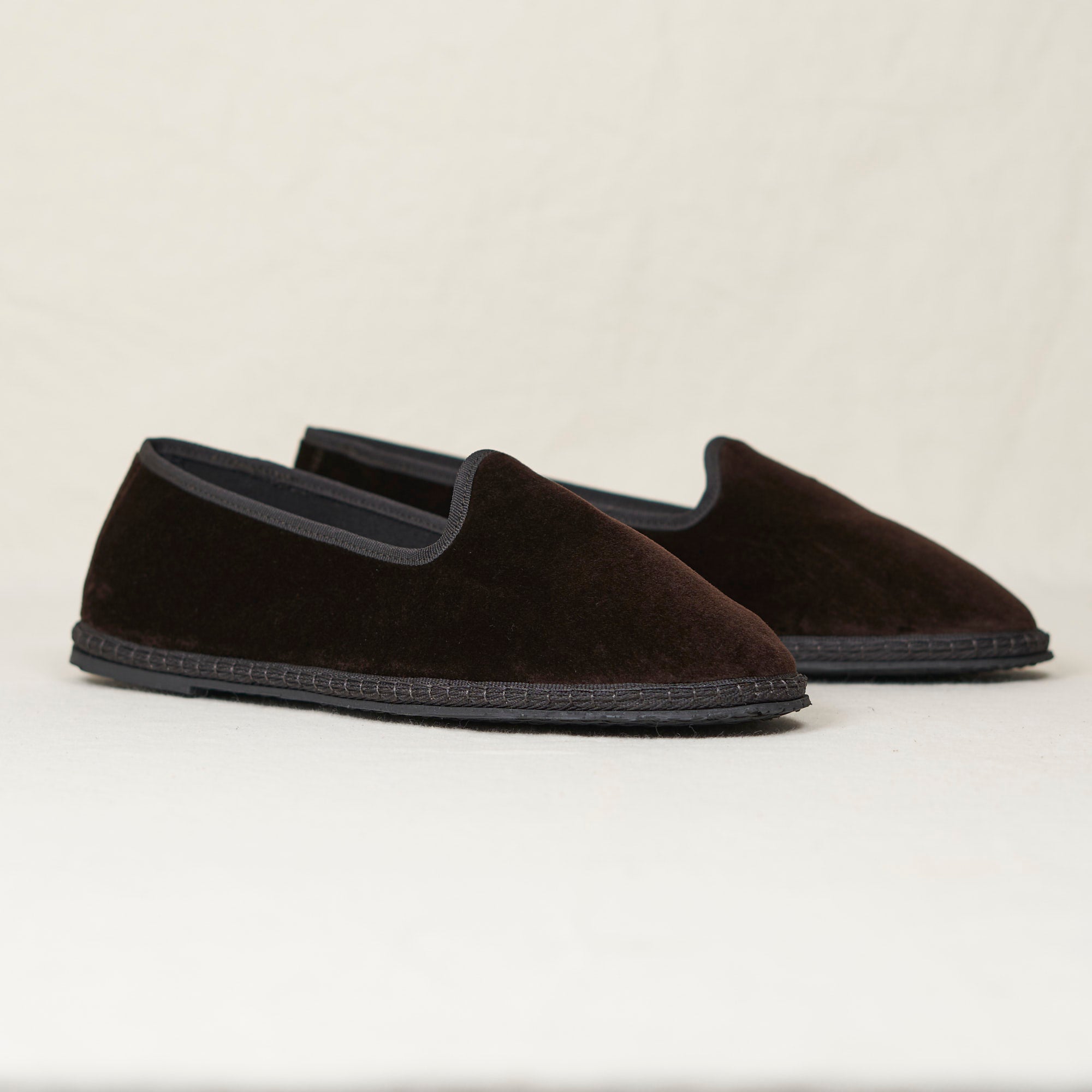 Forum Slipper - Chocolate