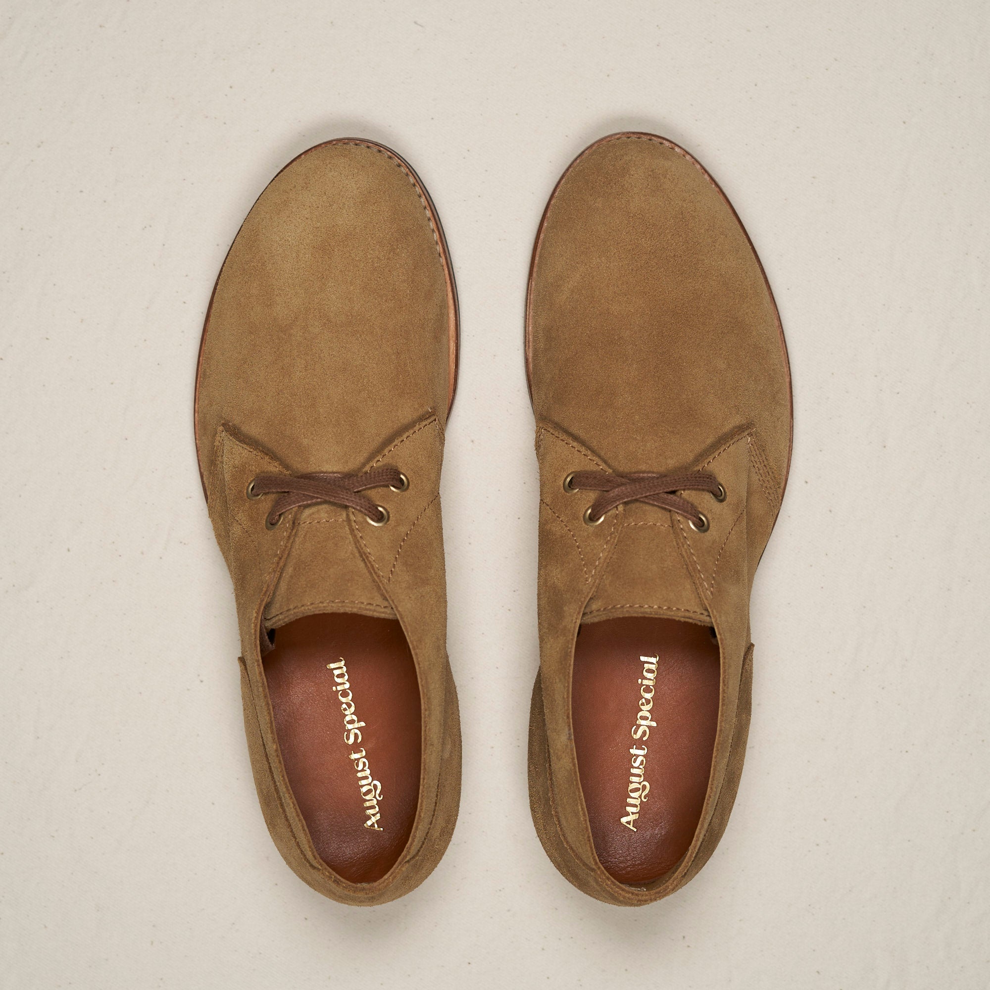 Top-down view of August Special Aviator men's marraca suede Goodyear chukka — cushioned footbed, classic profile.
