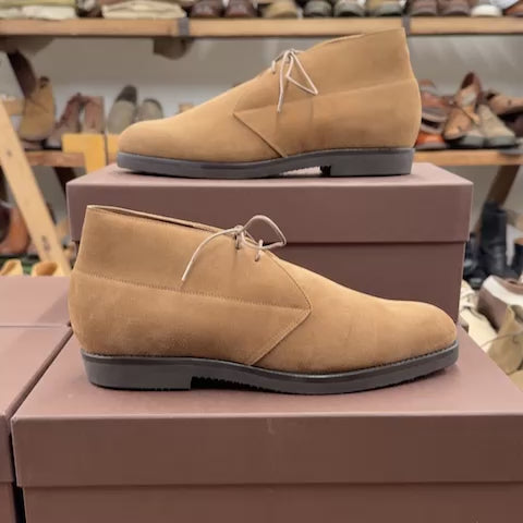 Voyager - Tobacco Suede